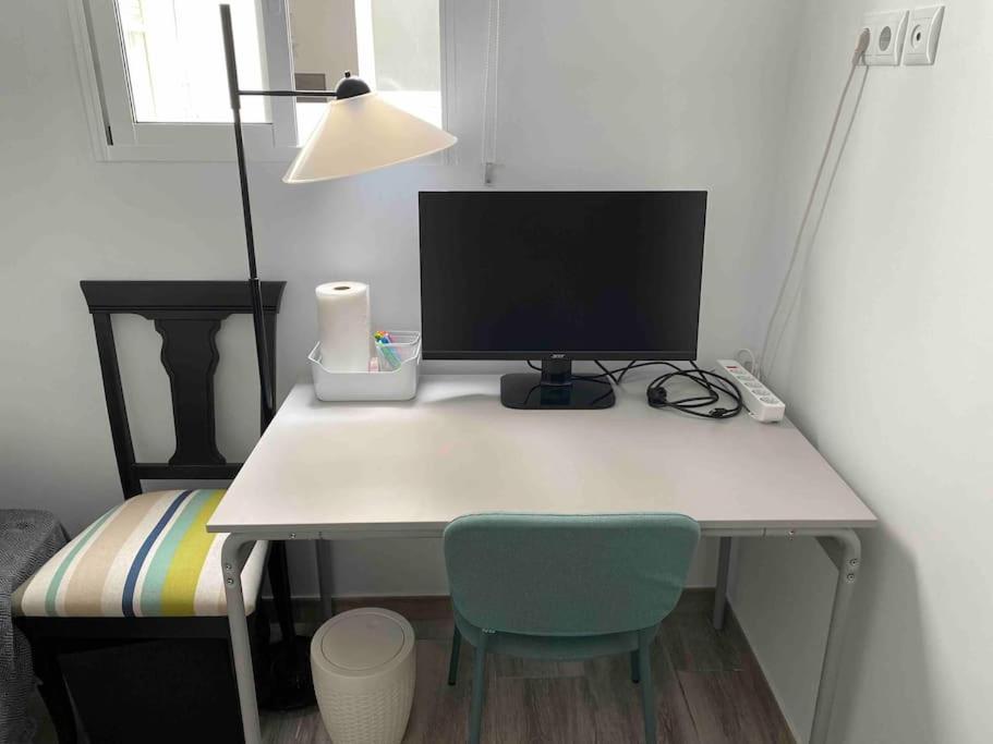 Beachfront Apartment Incl Highspeed Wifi 멜레나라 외부 사진